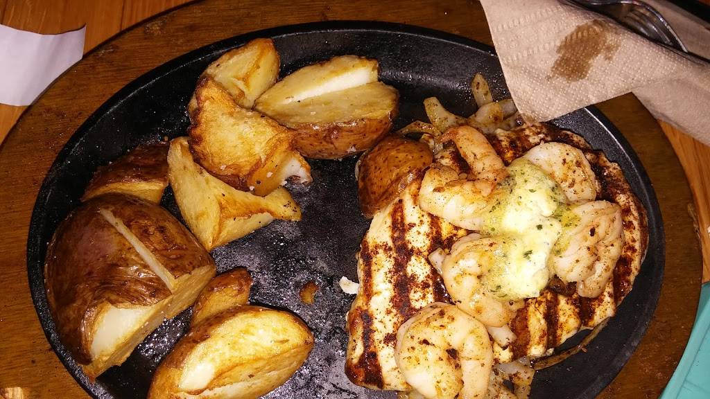 Applebees Grill + Bar | restaurant | 2933 John Hawkins Pkwy, Hoover, AL 35244, USA | 2054441102 OR +1 205-444-1102