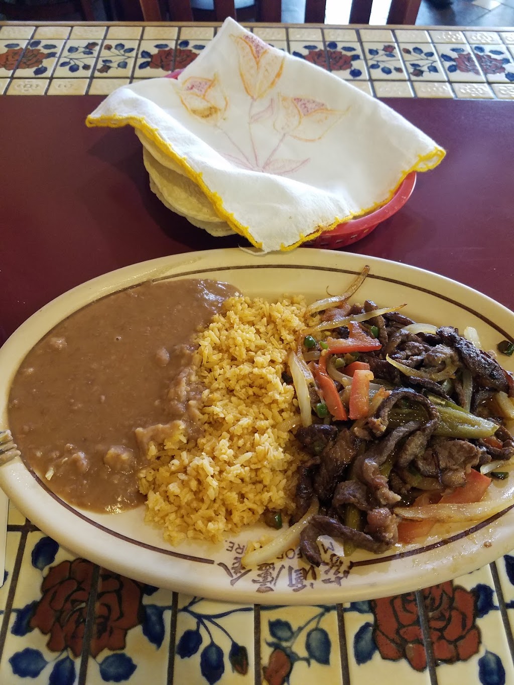 Tammys Mexican Restaurant | restaurant | 1010 N 1st St, Yakima, WA 98901, USA | 5094699740 OR +1 509-469-9740