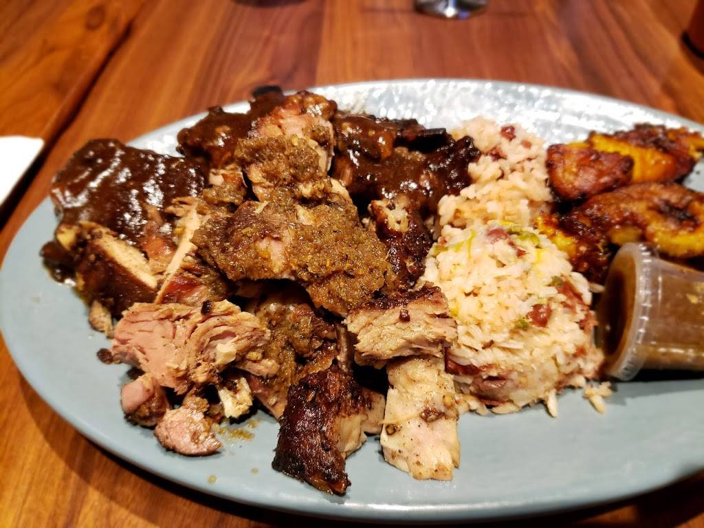 Back-A-Yard | restaurant | 1011 E Capitol Expy, San Jose, CA 95121, USA | 4089606330 OR +1 408-960-6330