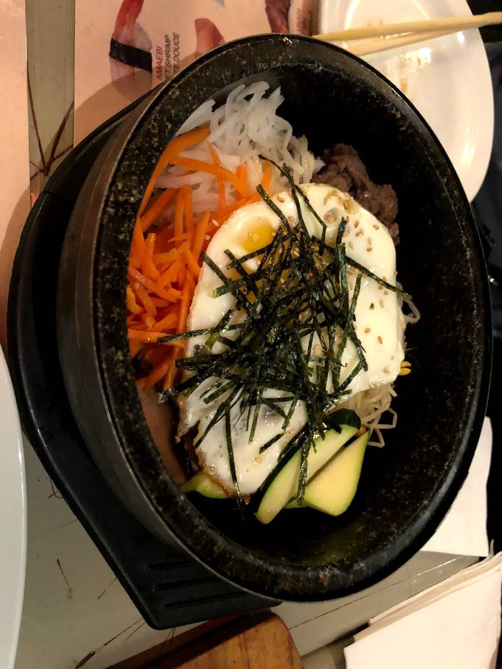 Lola Sushi | restaurant | 2070 Yonge St, Toronto, ON M4S 2A3, Canada | 4169320290 OR +1 416-932-0290