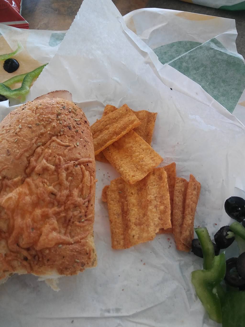 Subway | restaurant | 3940 Western Blvd, Raleigh, NC 27606, USA | 9198286518 OR +1 919-828-6518