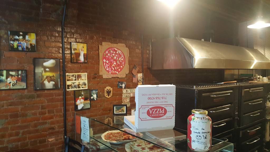 Mike Daddys Pizza | meal delivery | 449 7th Ave, Brooklyn, NY 11215, USA | 7187689700 OR +1 718-768-9700