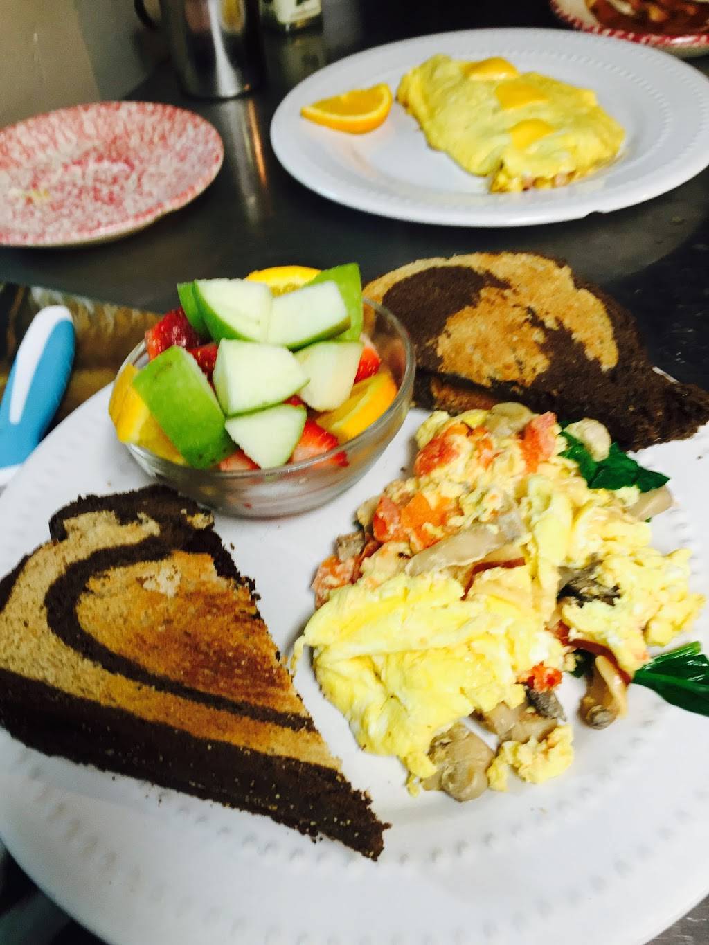 JJs Norton Cafe | restaurant | 1275 Norton Ave, Norton, OH 44203, USA | 2343346501 OR +1 234-334-6501