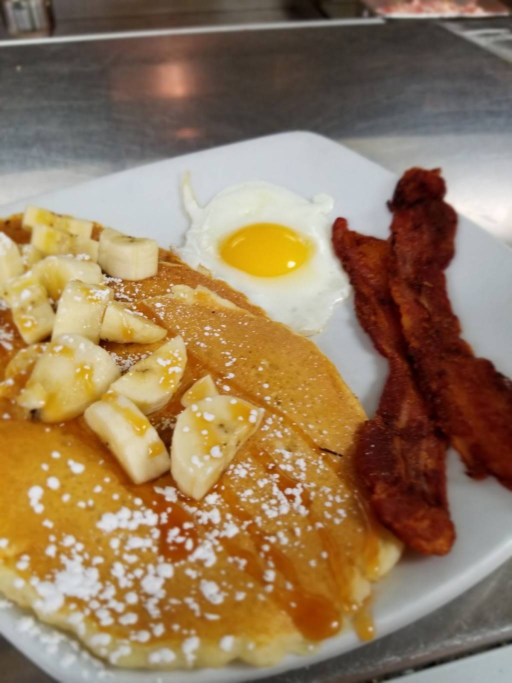 Gails Carriage Place | restaurant | 306 E Rand Rd, Arlington Heights, IL 60004, USA | 8473988900 OR +1 847-398-8900