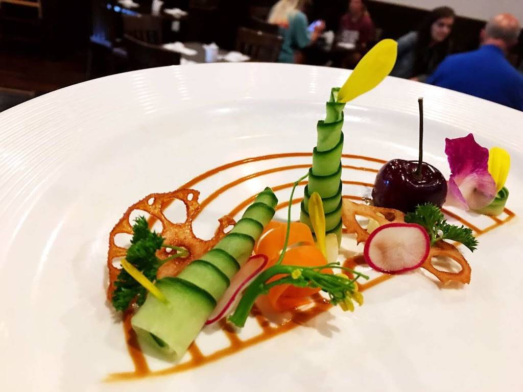 Grey Whale Sushi & Grill | restaurant | 129 N 10th St #113, Lincoln, NE 68508, USA | 4023278888 OR +1 402-327-8888