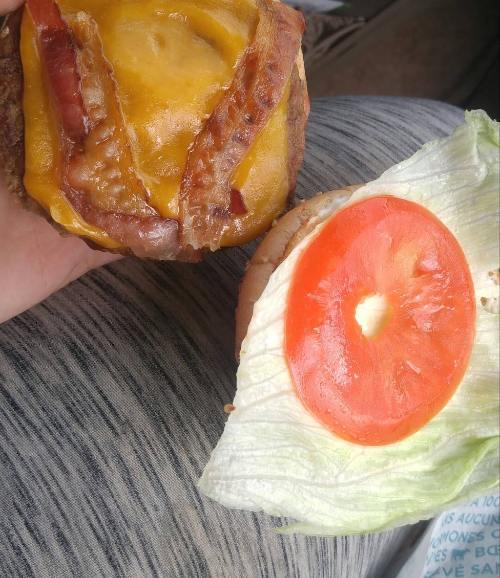 A&W Canada | restaurant | Seaway Mall, 800 Niagara St, Welland, ON L3C 1M3, Canada | 9057348272 OR +1 905-734-8272