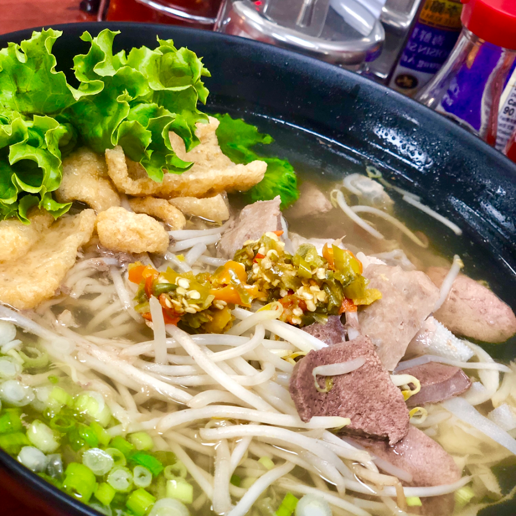 Pho1 & Co Noodles Etc | restaurant | 7450 W Cheyenne Ave #102, Las Vegas, NV 89129, USA | 7252515033 OR +1 725-251-5033
