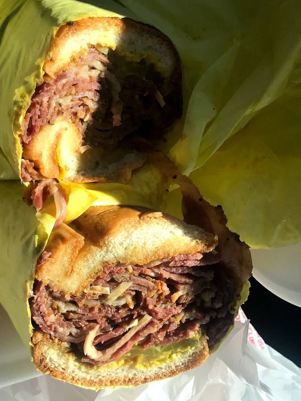 Tams Burgers | restaurant | 7219 S Alameda St, Los Angeles, CA 90001, USA | 3235857778 OR +1 323-585-7778