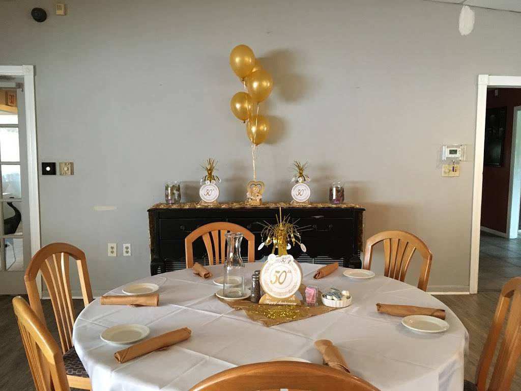 The Elegant Pelican | restaurant | 7395 W Pinebrook St, Crystal River, FL 34429, USA | 3527952100 OR +1 352-795-2100