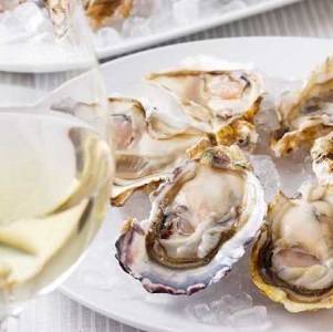 Bar Cava Wine Whiskey & Eatery | restaurant | 718 Main St, Martinez, CA 94553, USA | 9259576030 OR +1 925-957-6030