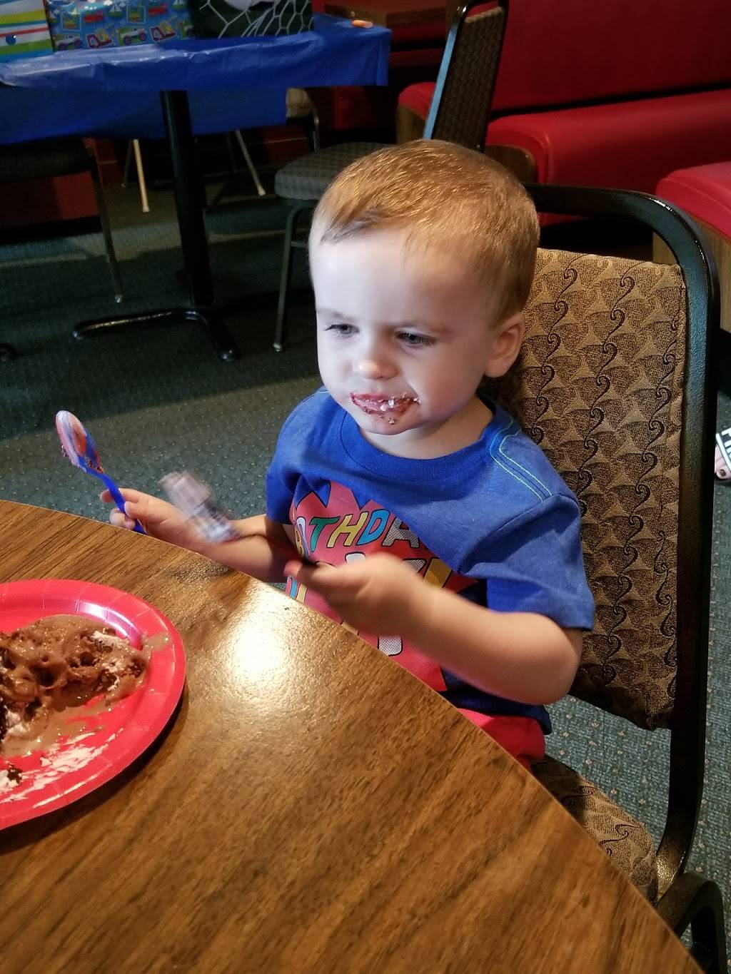 Pizza King | restaurant | 3480 N Woodruff Rd, Weidman, MI 48893, USA | 9896443341 OR +1 989-644-3341