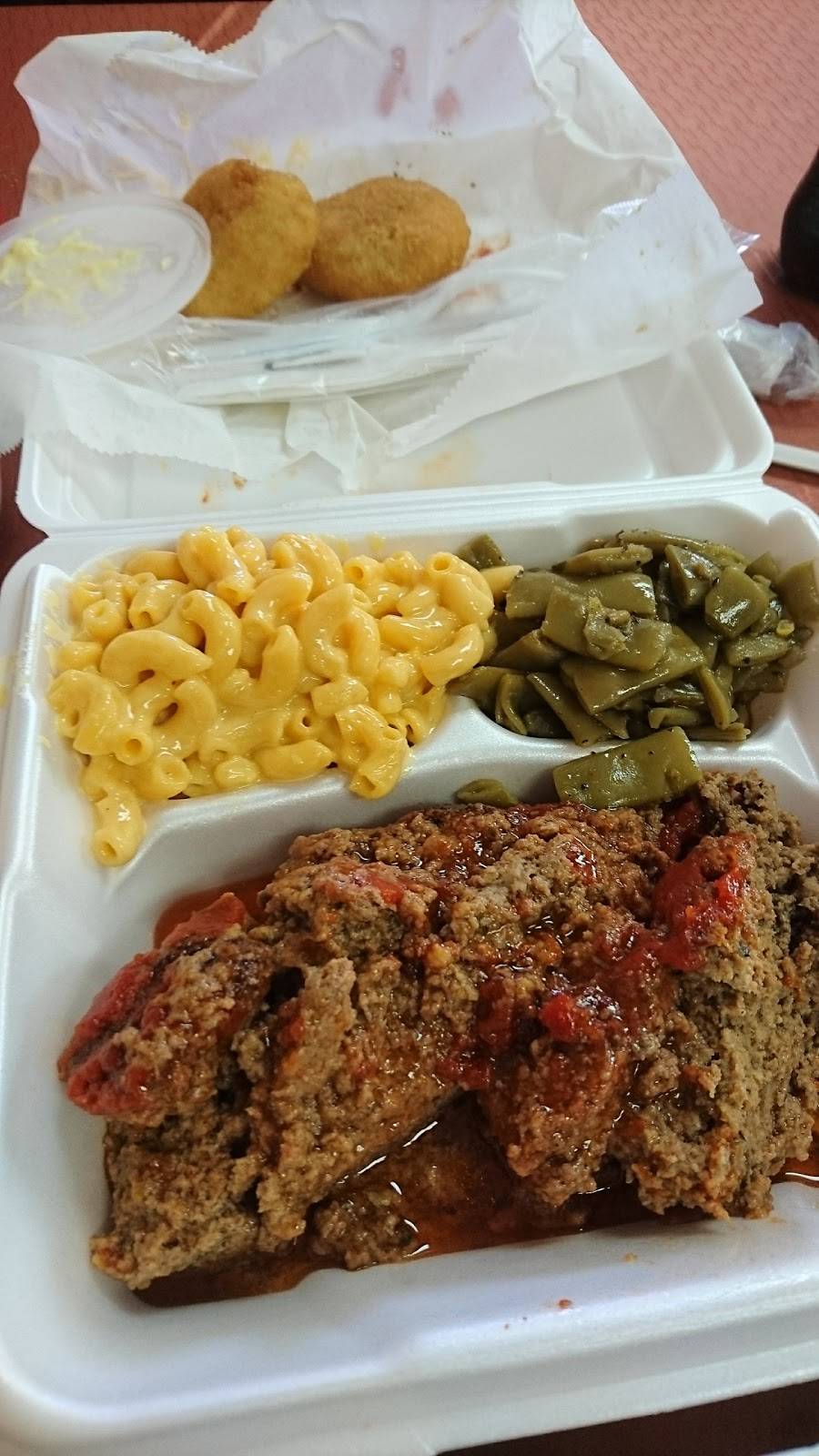 Dolls Family Cafe | restaurant | 2501 Gallatin Ave B, Nashville, TN 37206, USA | 6152264441 OR +1 615-226-4441