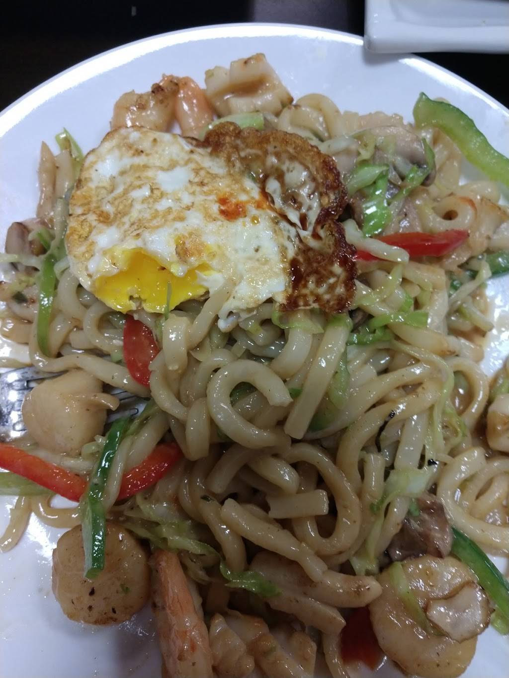 Momoya Ramen and Sushi | restaurant | 2100 S 9th St, Salina, KS 67401, USA | 7855152277 OR +1 785-515-2277