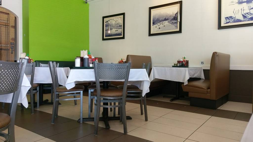 Pho Palace | restaurant | 2126 S Collins St, Arlington, TX 76010, USA | 8172746602 OR +1 817-274-6602