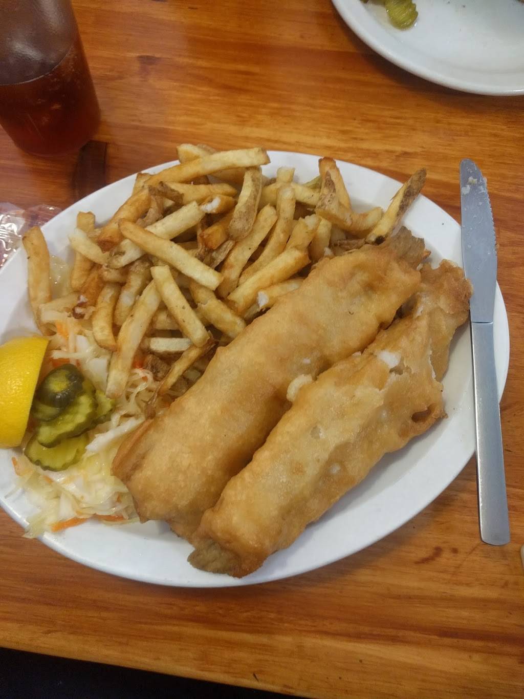 DNLs Restaurant | restaurant | 329 Main St, Sauble Beach, ON N0H 2G0, Canada | 5194222003 OR +1 519-422-2003