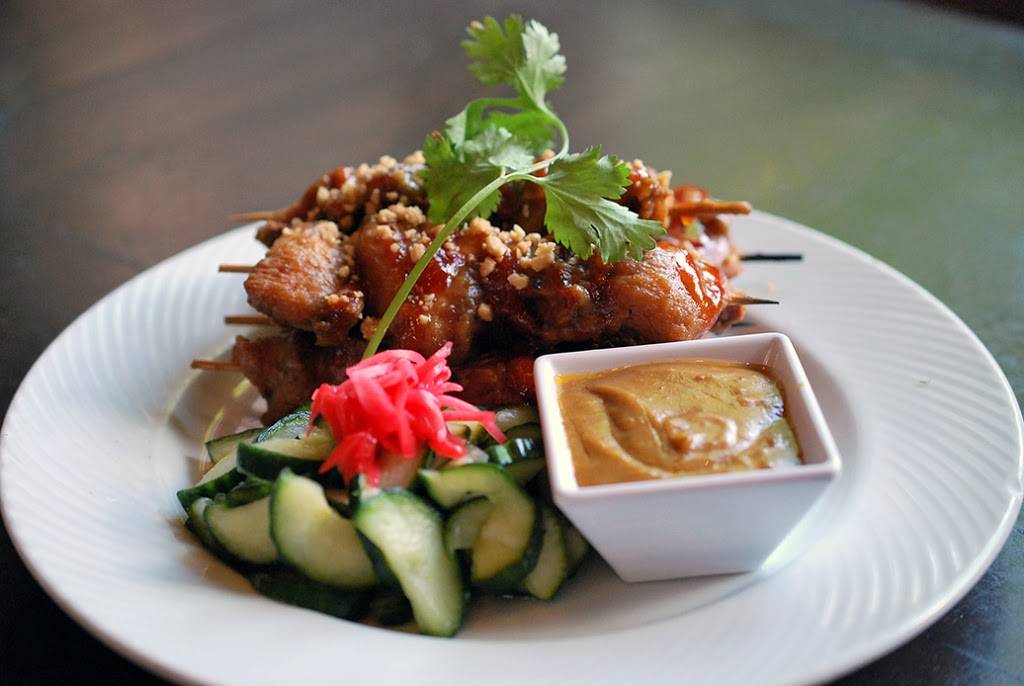 Fats Asia Bistro, Roseville | restaurant | 1500 Eureka Rd, Roseville, CA 95661, USA | 9167873287 OR +1 916-787-3287