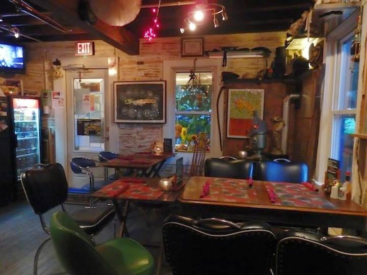 Rolling River Cafe Gallery & Inn | restaurant | 25 Cooley Rd, Parksville, NY 12768, USA | 4136275981 OR +1 413-627-5981