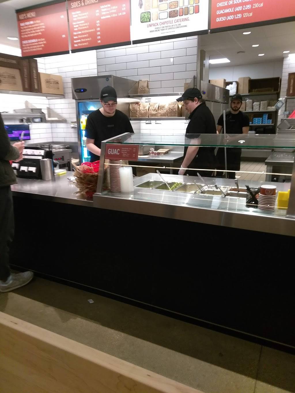 Chipotle Mexican Grill | restaurant | 3300 Alpine Ave NW, Grand Rapids, MI 49544, USA | 6166474260 OR +1 616-647-4260