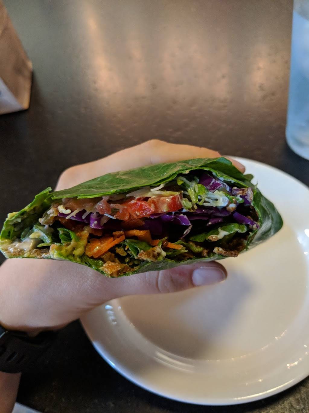 Rawlicious | restaurant | 1101 3rd St SE, Cedar Rapids, IA 52401, USA | 3195605090 OR +1 319-560-5090