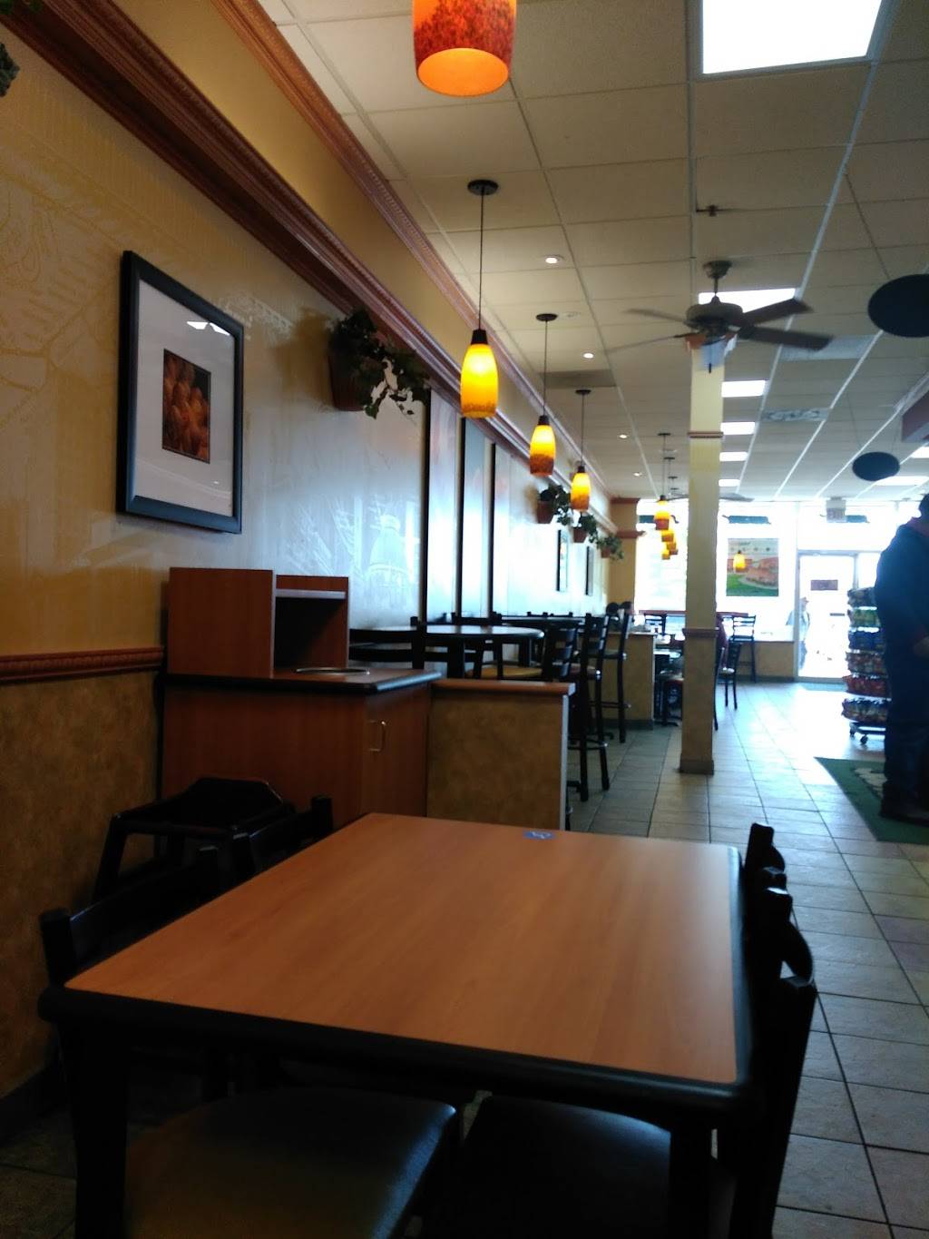 Subway | restaurant | 4606 S Damen Ave, Chicago, IL 60609, USA | 7738439879 OR +1 773-843-9879
