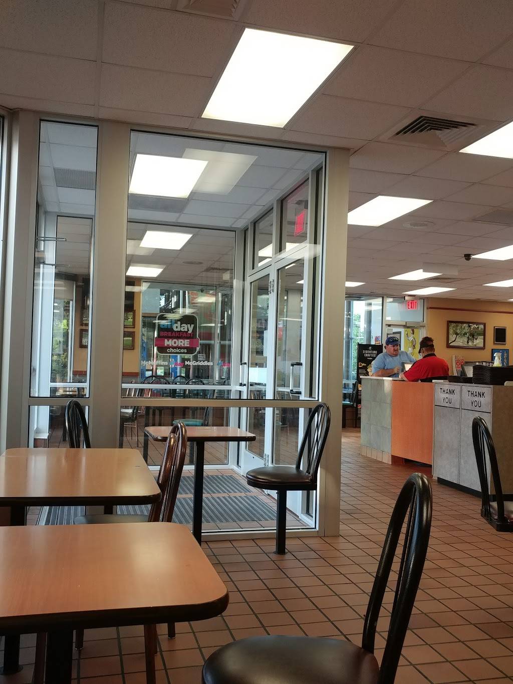 McDonalds | cafe | 2321 Versailles Rd, Lexington, KY 40504, USA | 8592548791 OR +1 859-254-8791