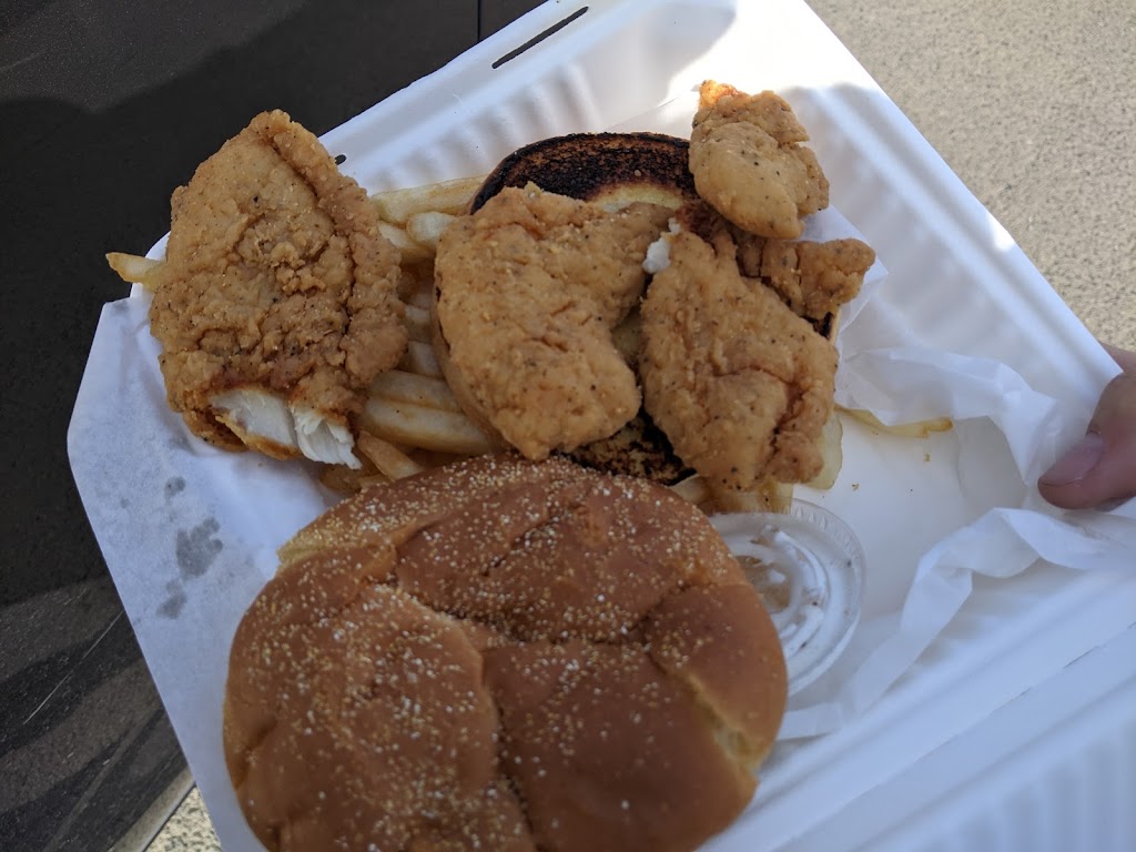 Js Fish & Chips | restaurant | 1800 SE Hwy 101, Lincoln City, OR 97367, USA | 5419944445 OR +1 541-994-4445