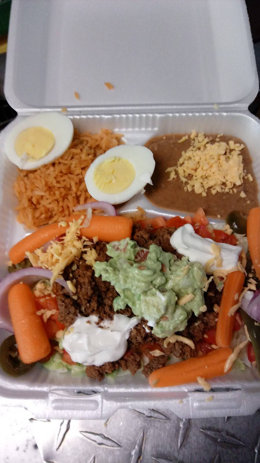 Lindas Taco Hut | restaurant | 13427 TX-36, Needville, TX 77461, USA | 9799000125 OR +1 979-900-0125