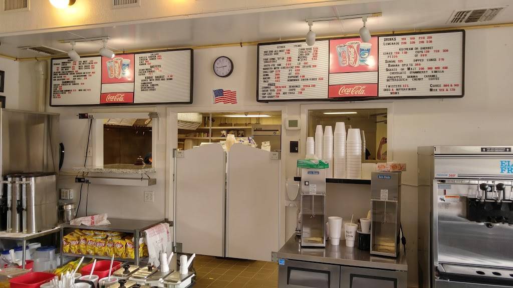 Dairy Bar | restaurant | 202 Plantation Dr, Lake Jackson, TX 77566, USA | 9792973256 OR +1 979-297-3256