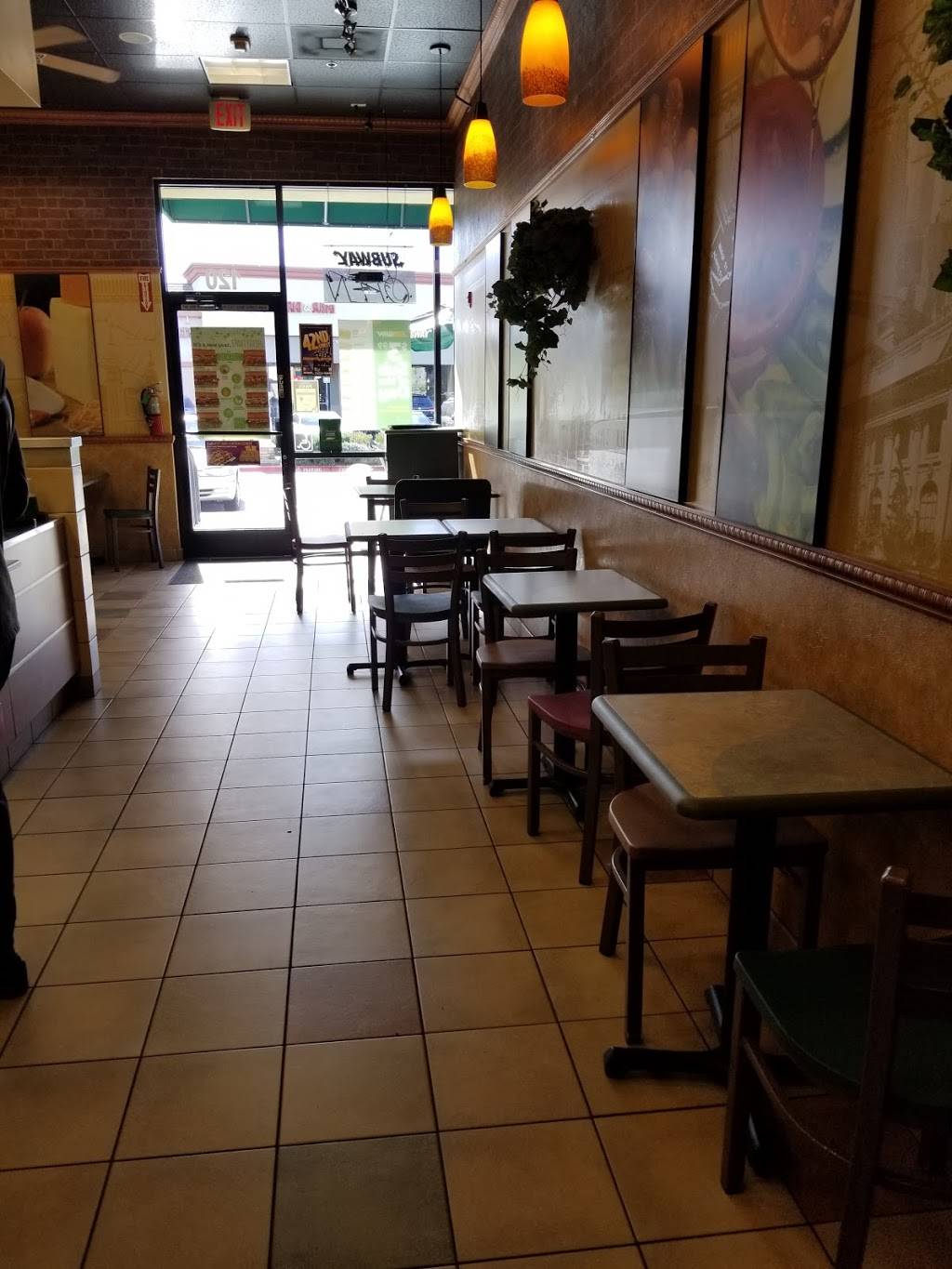Subway | restaurant | 25065 Blue Ravine Rd Suite 120, Folsom, CA 95630, USA | 9169835502 OR +1 916-983-5502