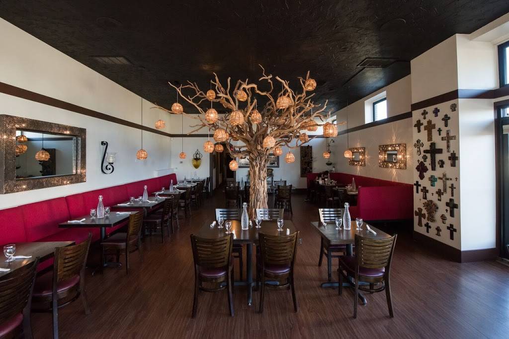 D’ La Santa | restaurant | 2359 10th Ave E, Seattle, WA 98102, USA | 2067092222 OR +1 206-709-2222