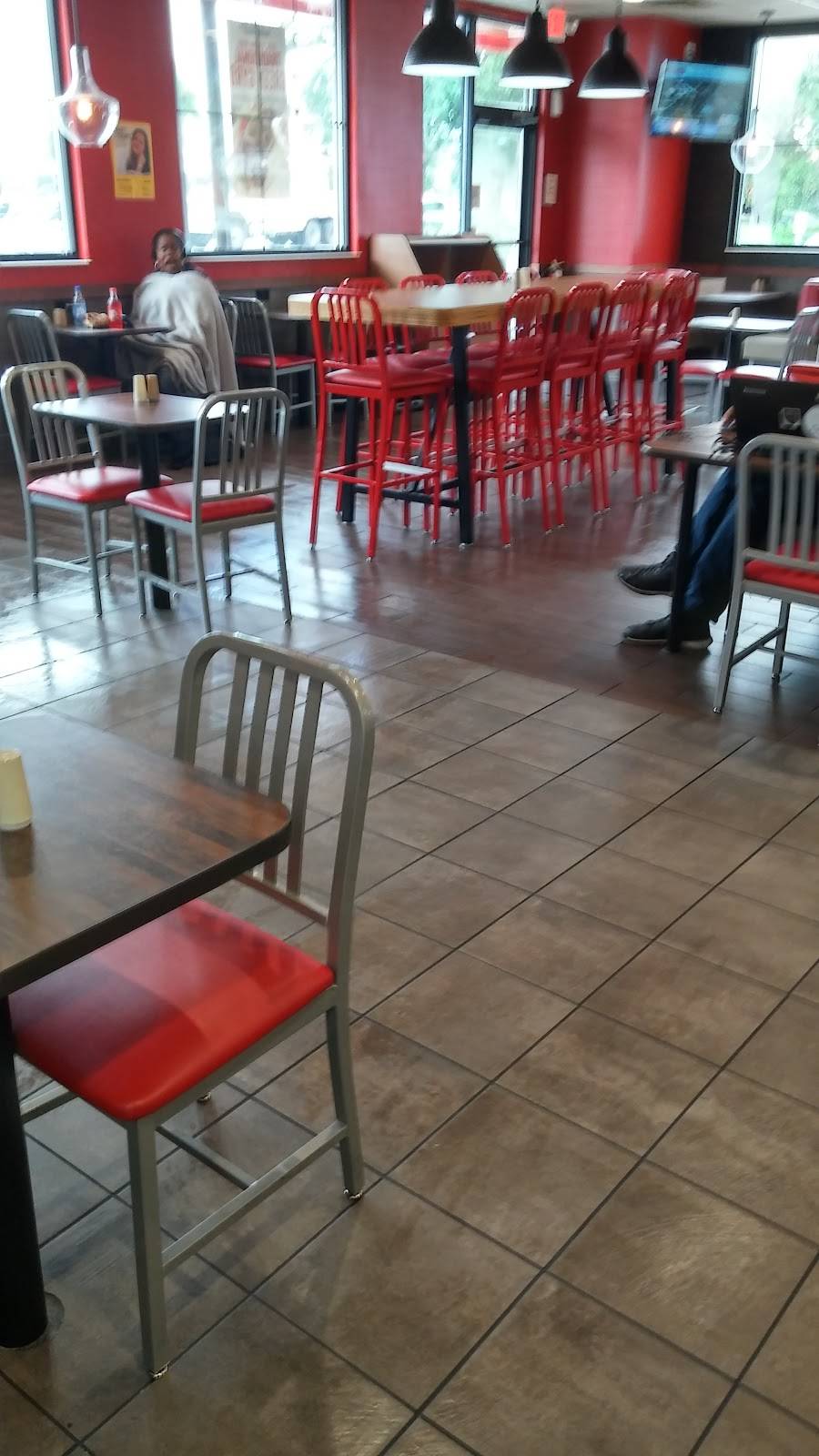 Arbys | restaurant | 7150 Okeechobee Rd, Fort Pierce, FL 34954, USA | 7724605777 OR +1 772-460-5777