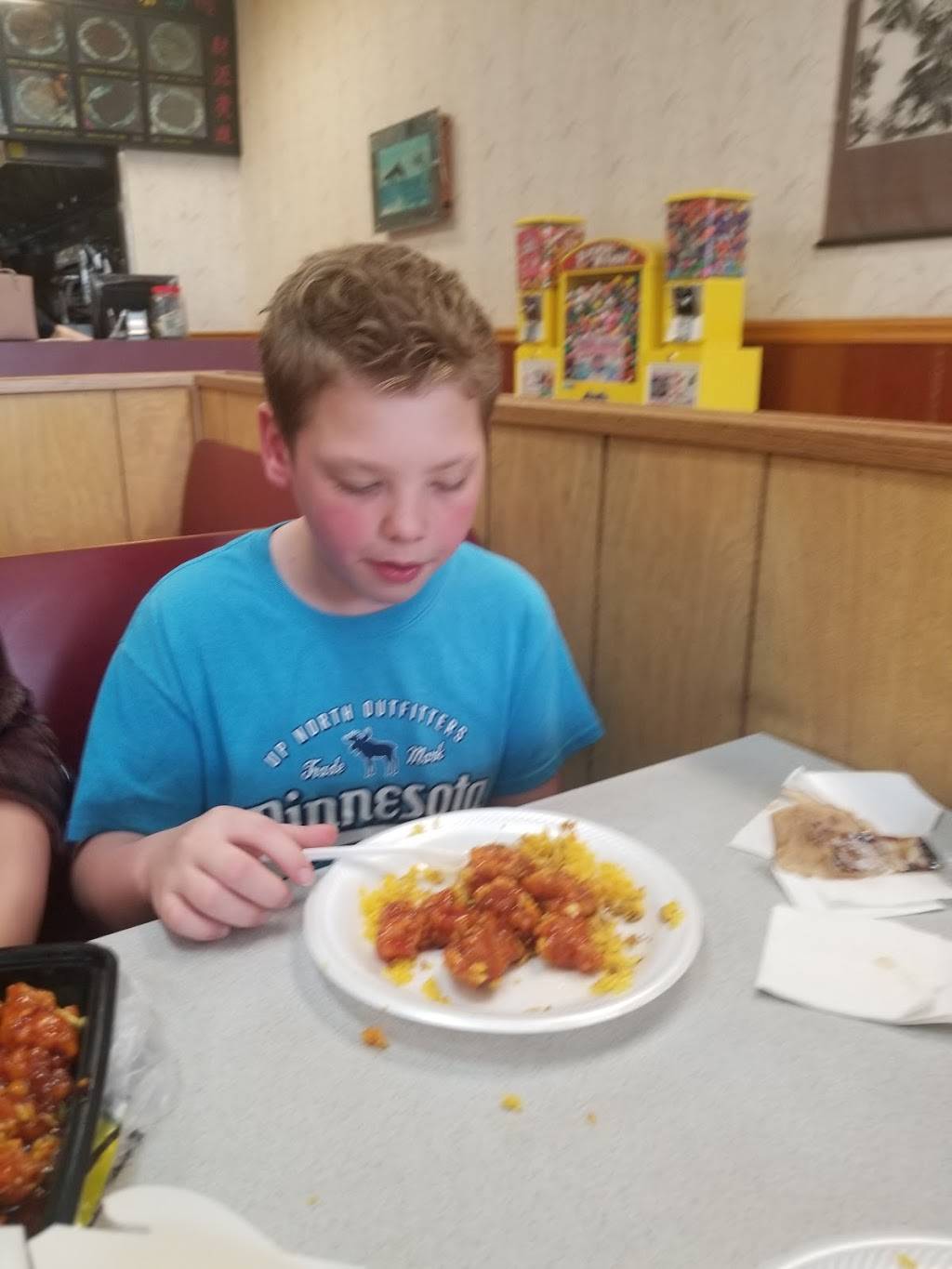 Ming Moon Chinese Restaurant | restaurant | 12758 Royalton Rd, North Royalton, OH 44133, USA | 4408772238 OR +1 440-877-2238