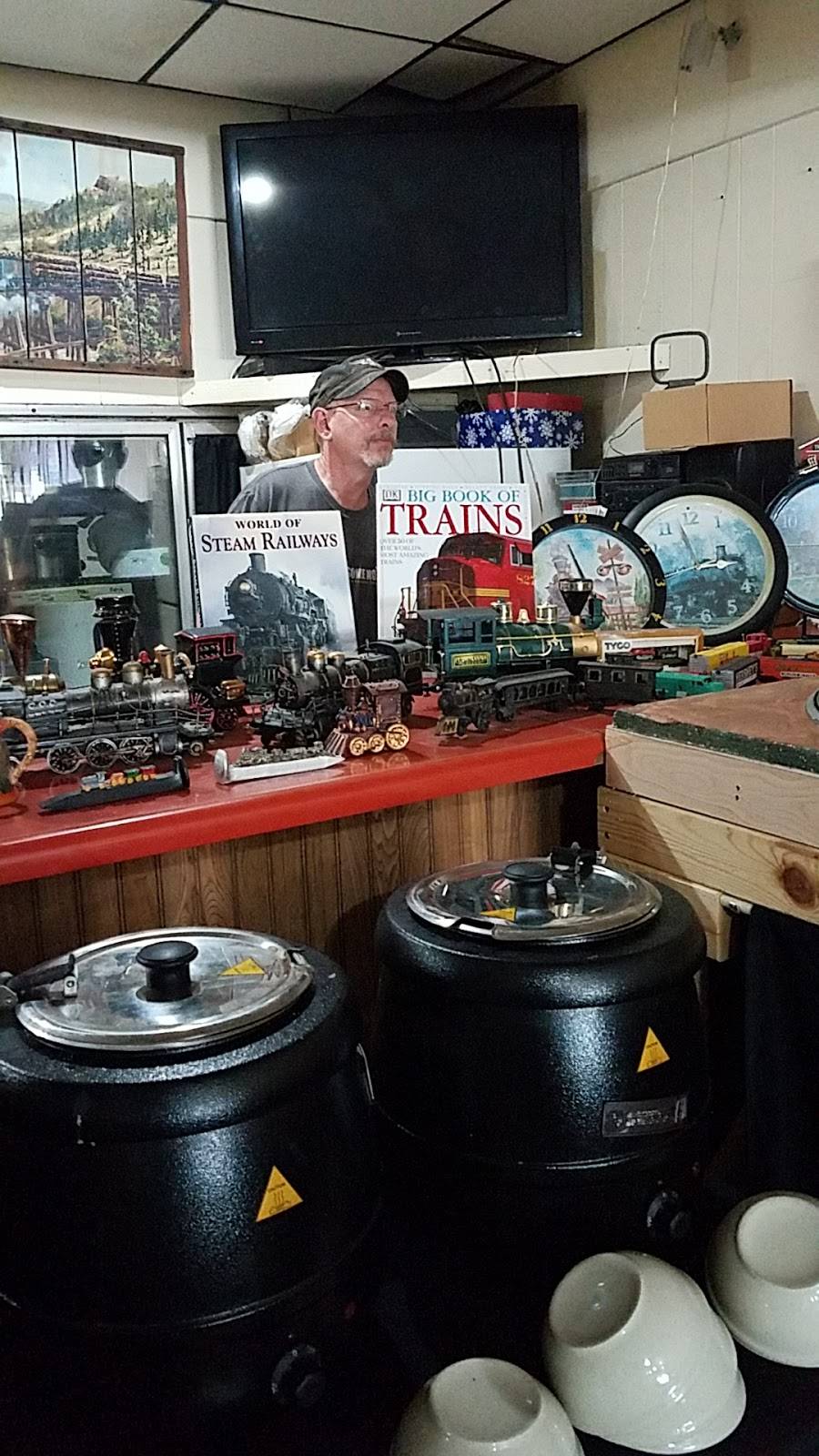 The Depot Restaurant and catering | restaurant | 411 West St, New Virginia, IA 50210, USA | 6414493200 OR +1 641-449-3200