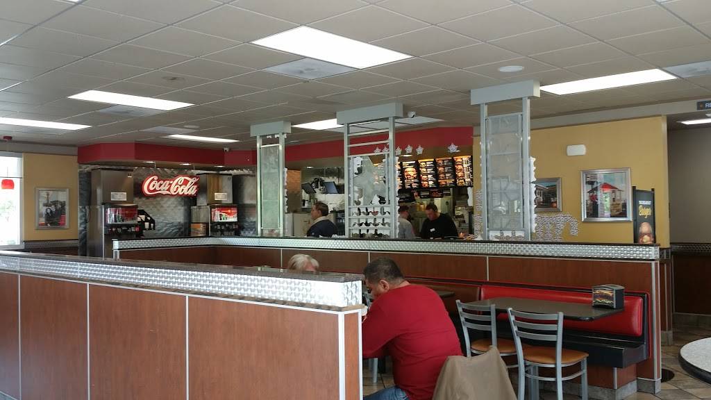 Carls Jr. | restaurant | 6125 Main St SW, Lakewood, WA 98499, USA | 2535841111 OR +1 253-584-1111