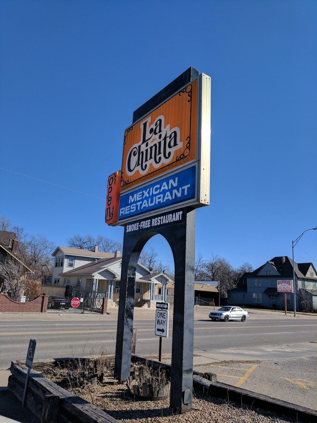 La Chinita Méxican Restaurant | restaurant | 1051 N Broadway, Wichita, KS 67214, USA | 3162671552 OR +1 316-267-1552