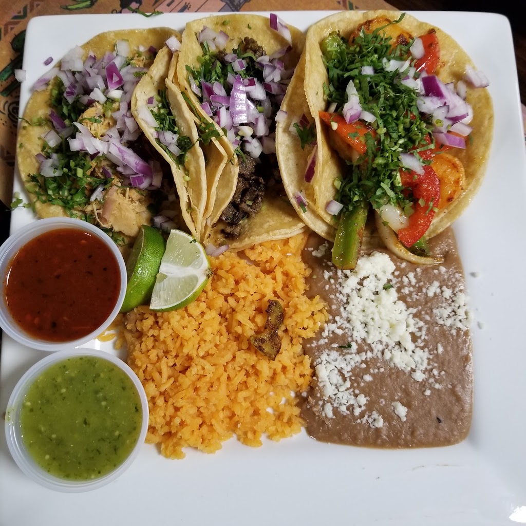 Lazos Taco Shack | restaurant | 641 N James Lovell St, Milwaukee, WI 53233, USA | 4149886567 OR +1 414-988-6567
