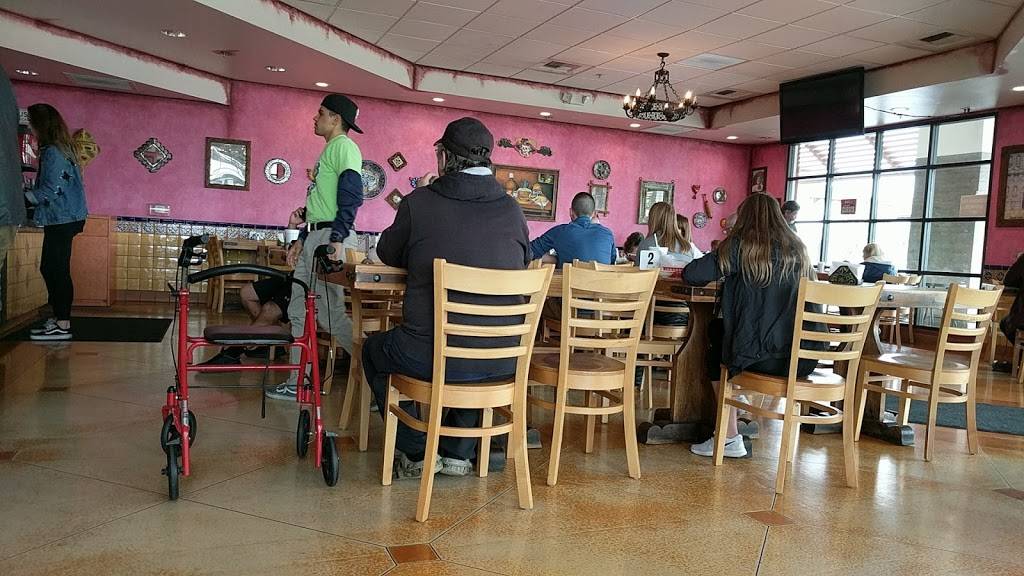 Tios Mexican Restaurant | restaurant | 7305 Day Creek Blvd # 105, Etiwanda, CA 91739, USA | 9099225158 OR +1 909-922-5158
