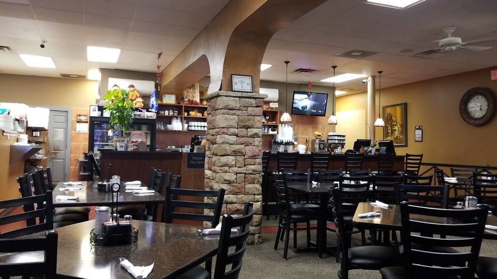 Classic Family Grill | restaurant | 34553 Utica Rd, Fraser, MI 48026, USA | 5862931110 OR +1 586-293-1110