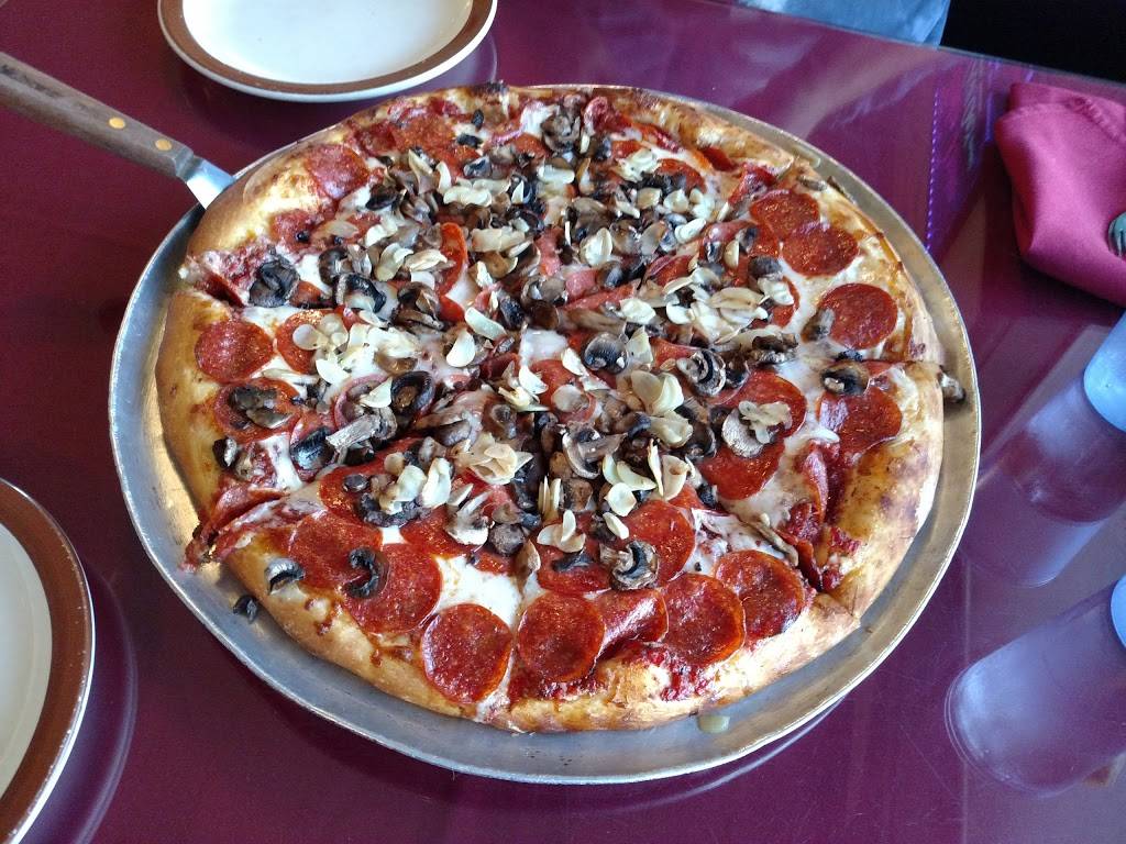 Italian Kitchen | restaurant | 16409 Yucca St, Hesperia, CA 92345, USA | 7602447757 OR +1 760-244-7757