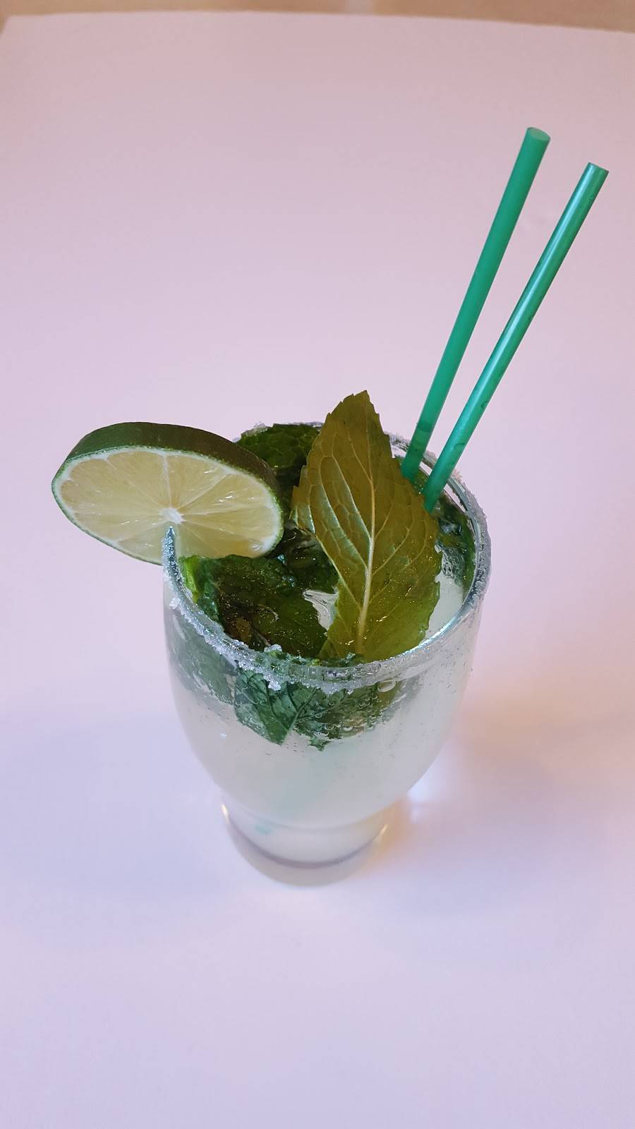 Mariscos La Isla Dorada | restaurant | 1916 Mannheim Rd, Des Plaines, IL 60018, USA | 8472577503 OR +1 847-257-7503