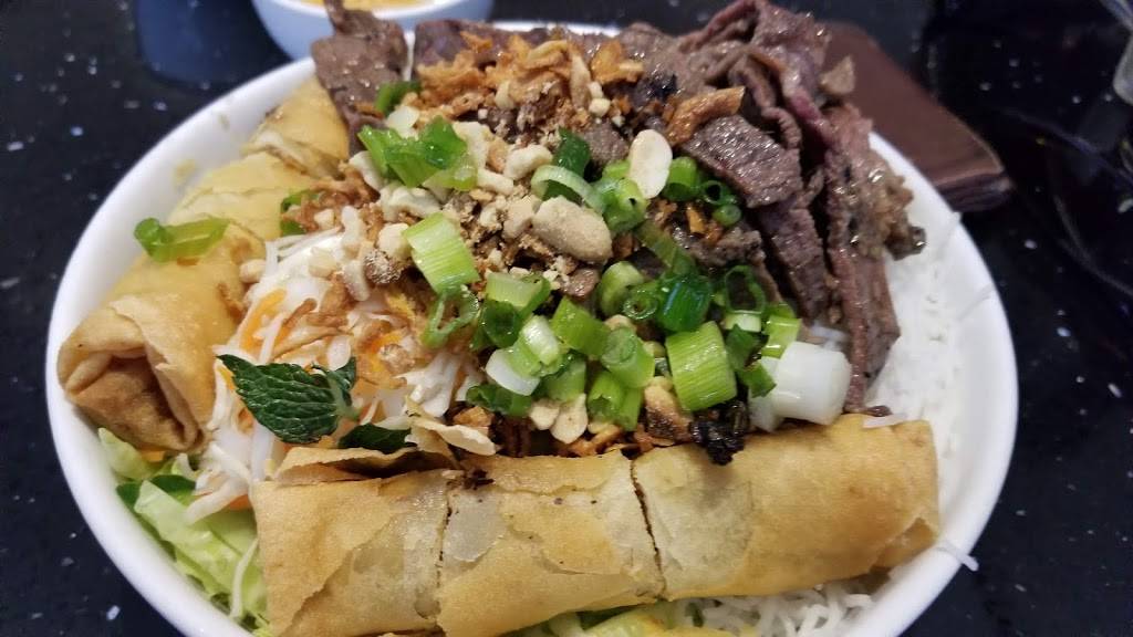 Kanata Noodle House | restaurant | 500 Hazeldean Rd, Kanata, ON K2L 2B5, Canada | 6138311121 OR +1 613-831-1121