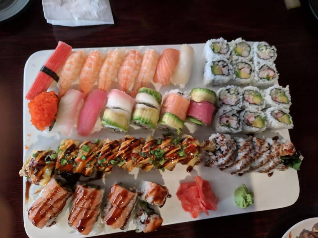 Kochi | restaurant | 1540 E College Ave, Normal, IL 61761, USA | 3098889028 OR +1 309-888-9028