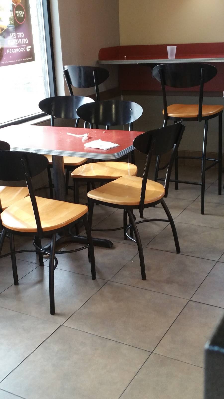 Jack in the Box | restaurant | 1734 E Division St, Arlington, TX 76011, USA | 8178605842 OR +1 817-860-5842