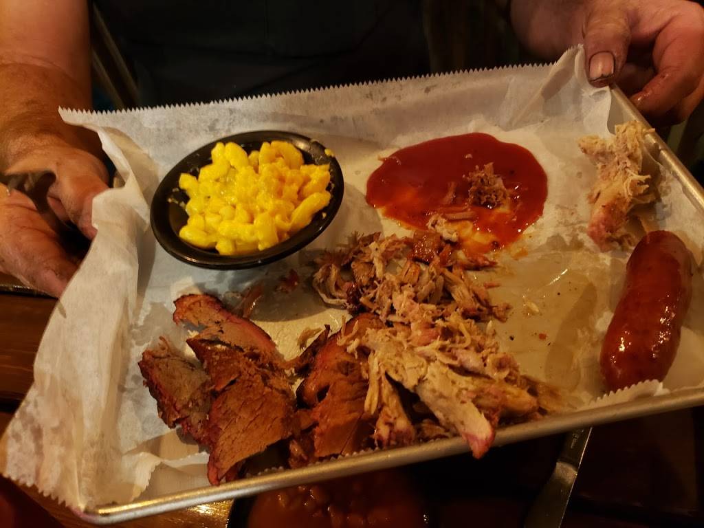 3 Bricks BBQ & Grill | restaurant | 2667 S Woodland Blvd, DeLand, FL 32720, USA | 3864699445 OR +1 386-469-9445