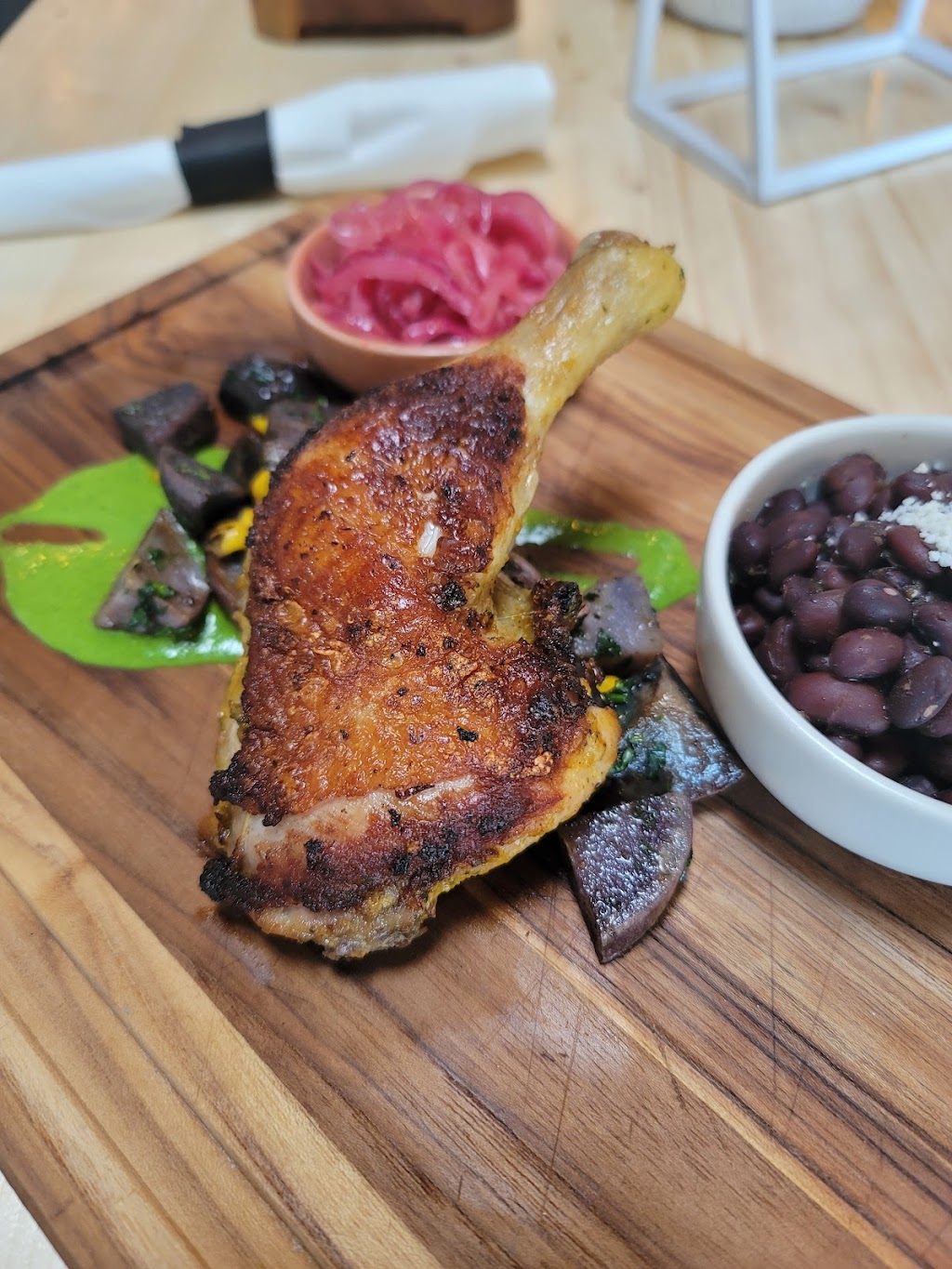 Milas Mesa | restaurant | 3409 Central Ave NE, Albuquerque, NM 87106, USA | 5055101878 OR +1 505-510-1878