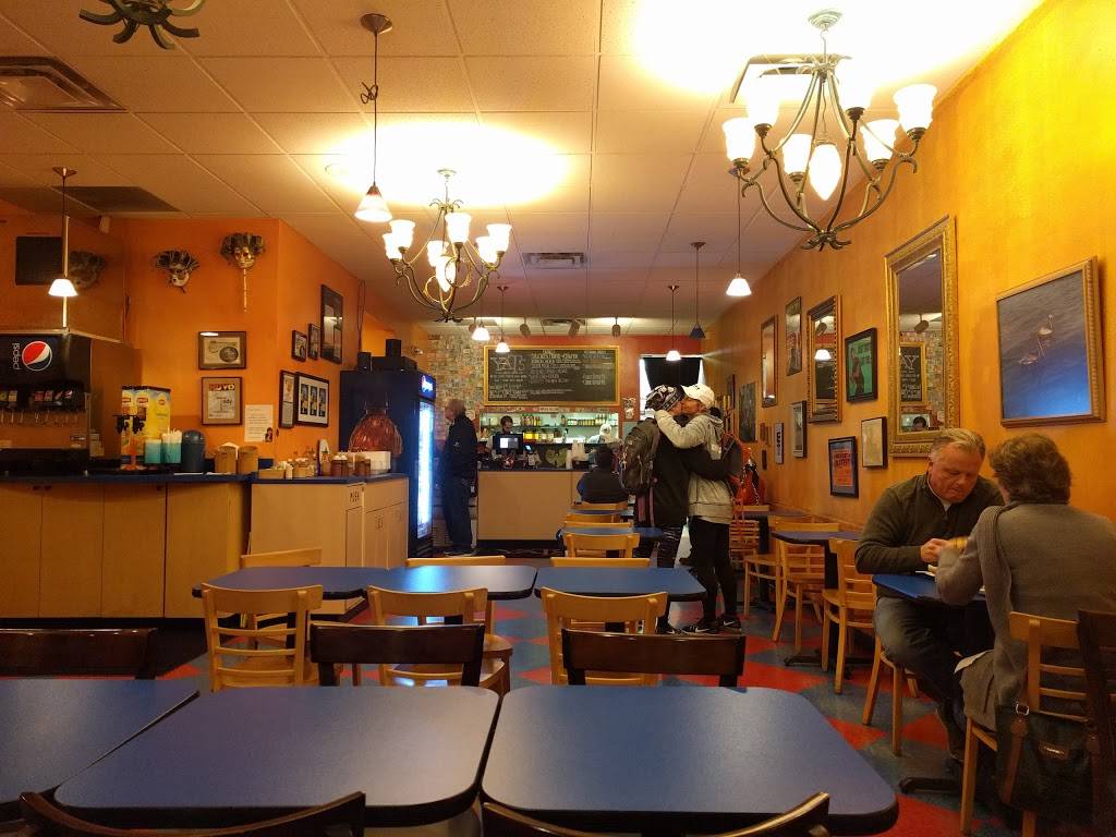 Yats | restaurant | 8352 E 96th St, Fishers, IN 46037, USA | 3175851792 OR +1 317-585-1792