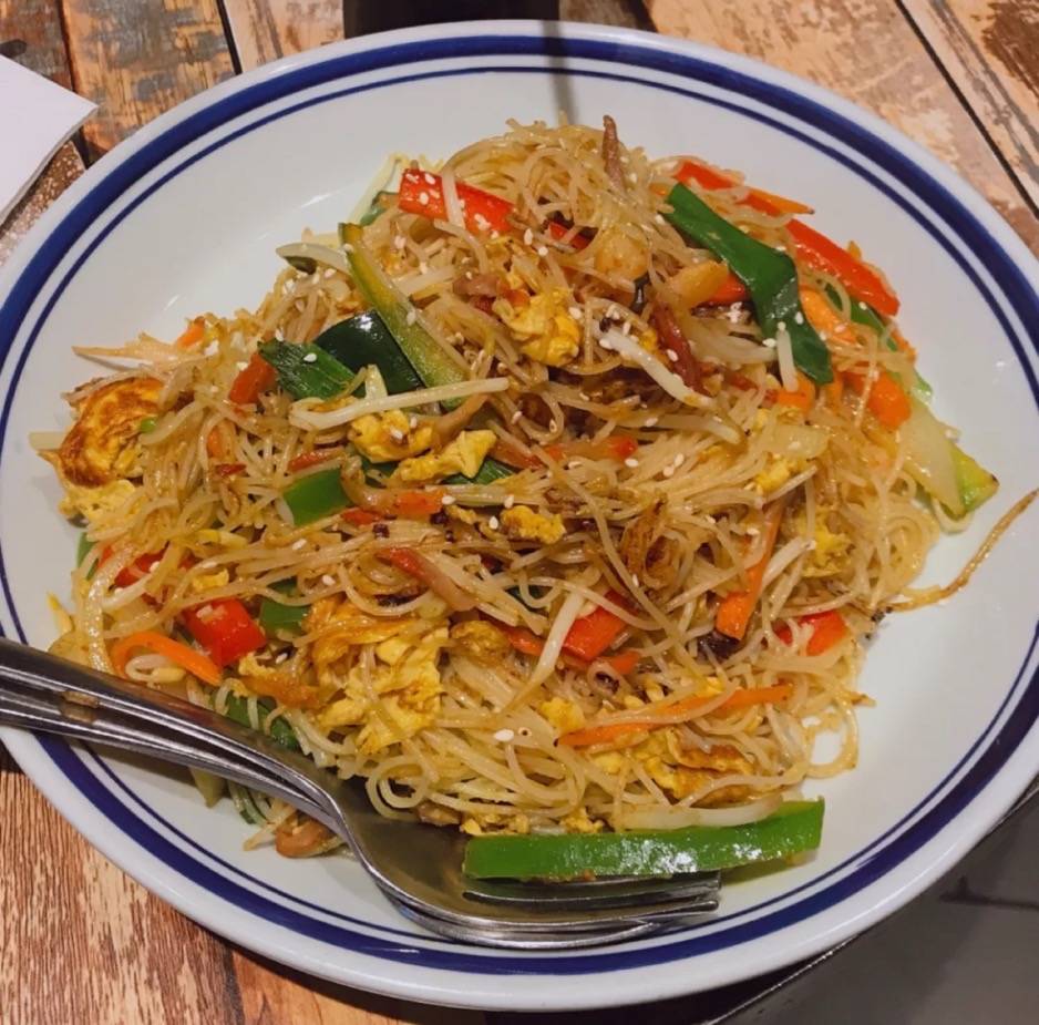 Chopsticks kitchen | restaurant | 39 Elm St, New Haven, CT 06510, USA | 2035534600 OR +1 203-553-4600