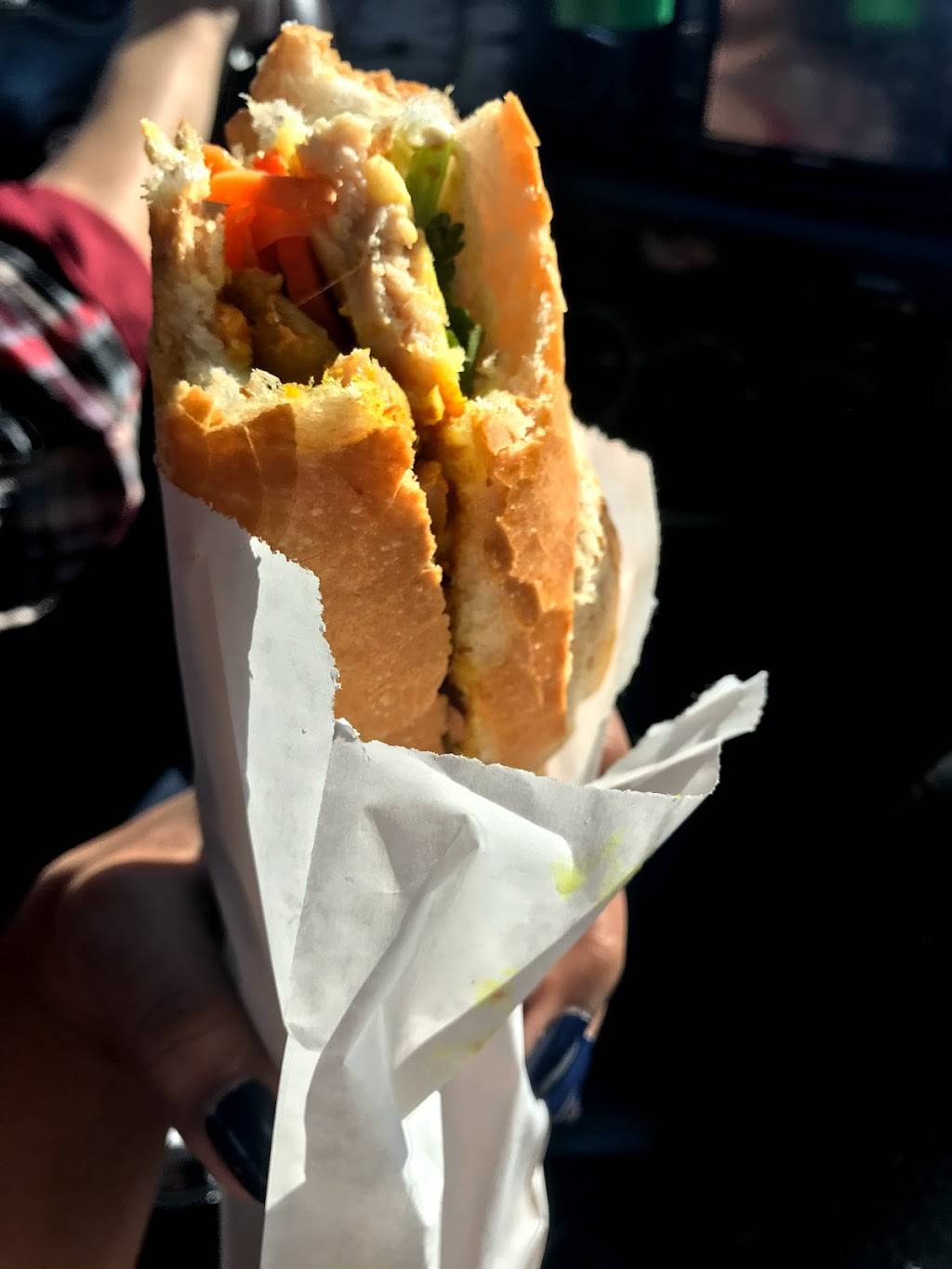 Banh Mi Saigon Bakery | restaurant | 1133 Dundas St E #3, Mississauga, ON L4Y 2C3, Canada | 9056150062 OR +1 905-615-0062