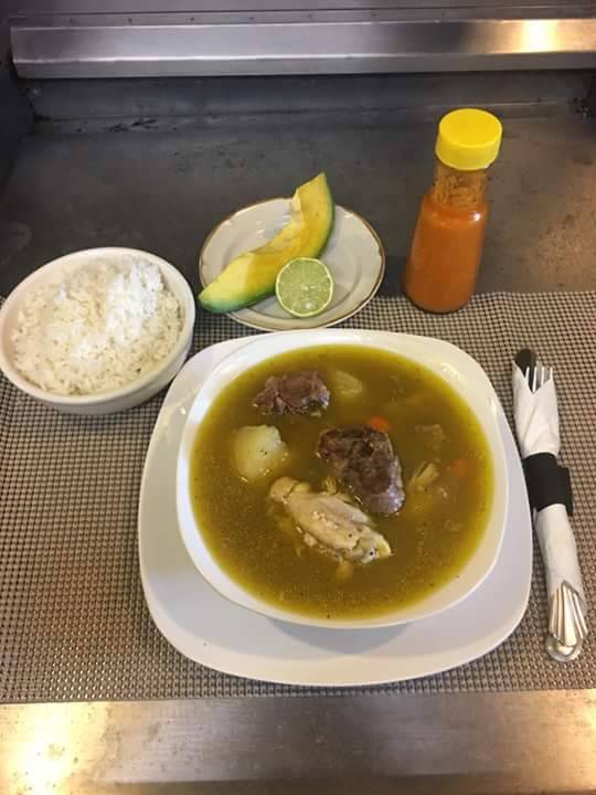 Morenas Kitchen Caribbean Cuisine | restaurant | 5054 1/2 W Armitage Ave B, Chicago, IL 60639, USA | 7736227200 OR +1 773-622-7200