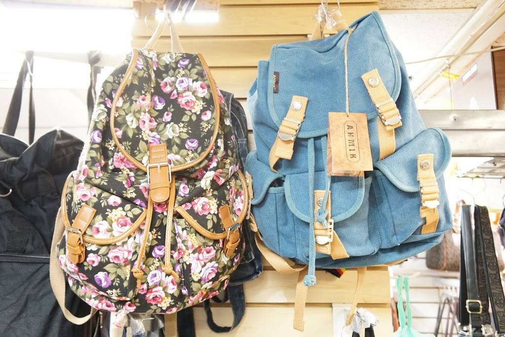 Union Swapmeet | shopping mall | 4632 Santa Monica Blvd, Los Angeles, CA 90029, USA | 3236634095 OR +1 323-663-4095